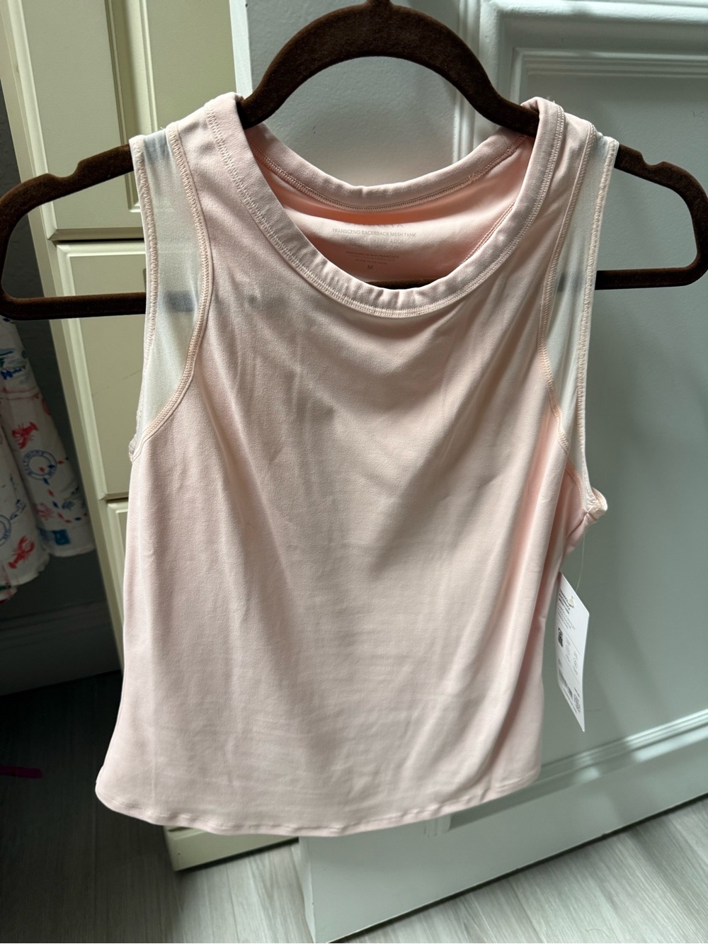 NWT Athleta Light Pink Women’s Sleeveless Tank Top